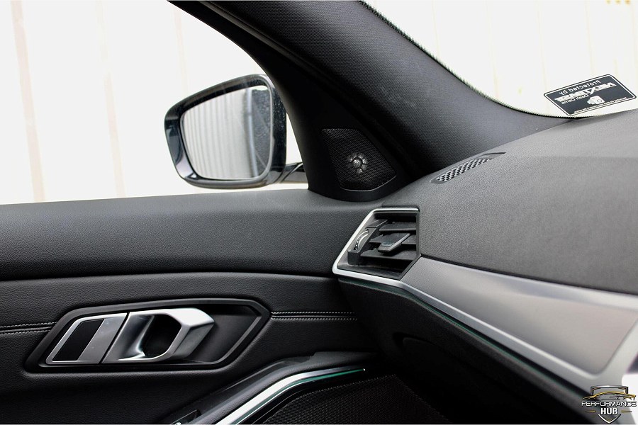 2019 BMW 3 Series photo 7