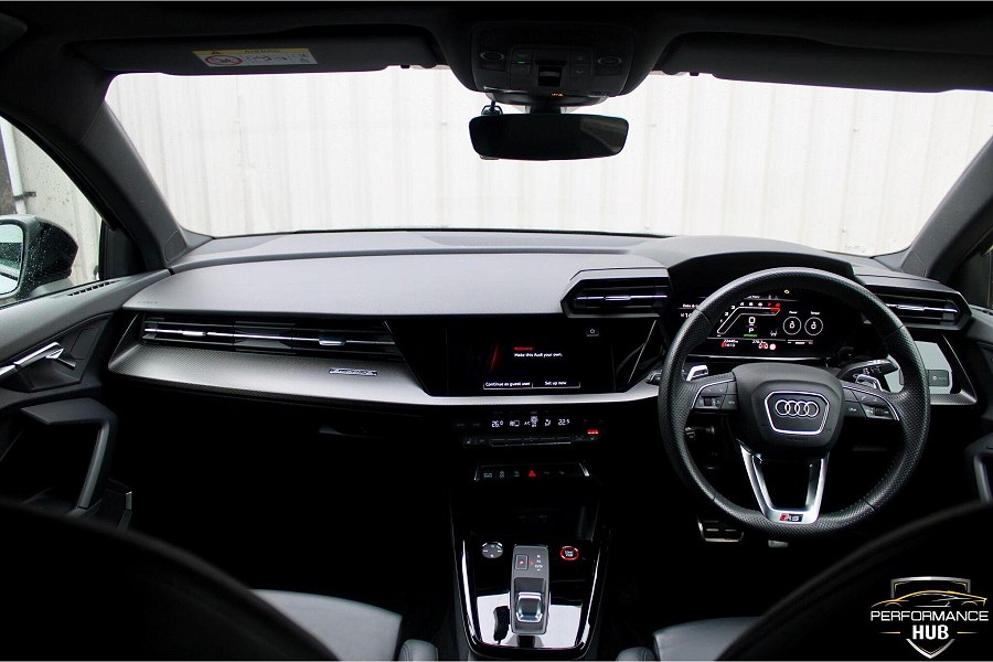 2022 Audi RS3 photo 9