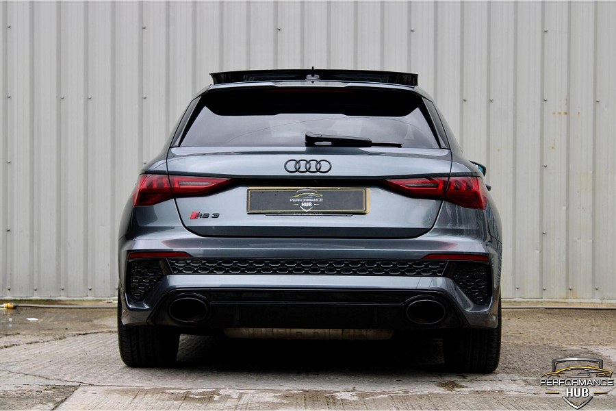 2022 Audi RS3 photo 5