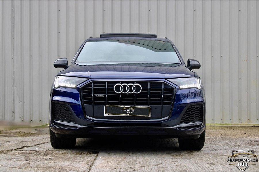 Audi Q7 photo 2