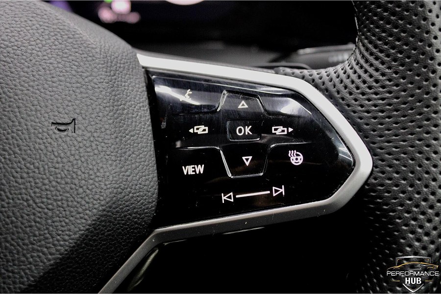 2022 Volkswagen Golf photo 10