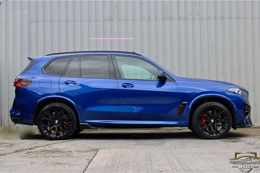 2023 BMW X5 M photo 3