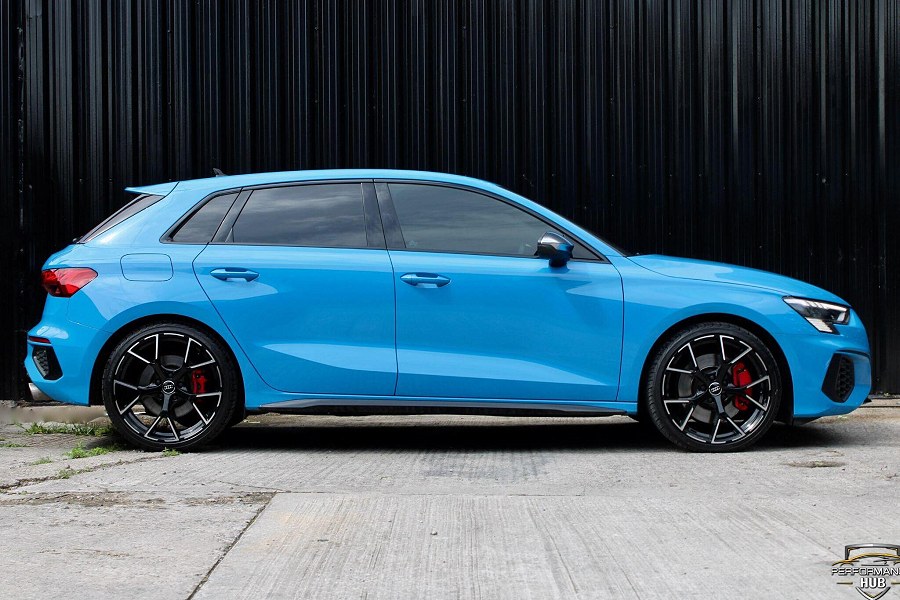 2021 Audi S3 photo 3