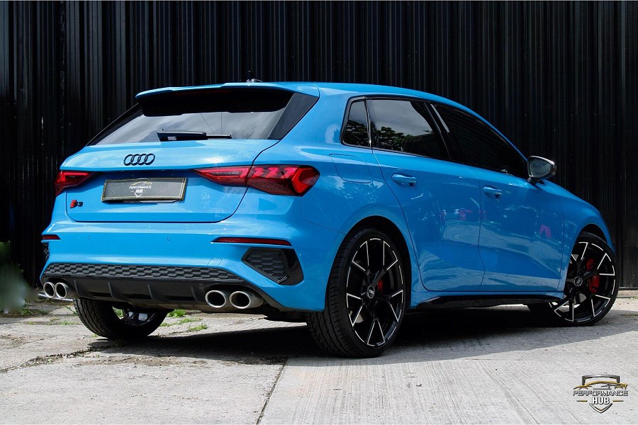 2021 Audi S3 photo 4