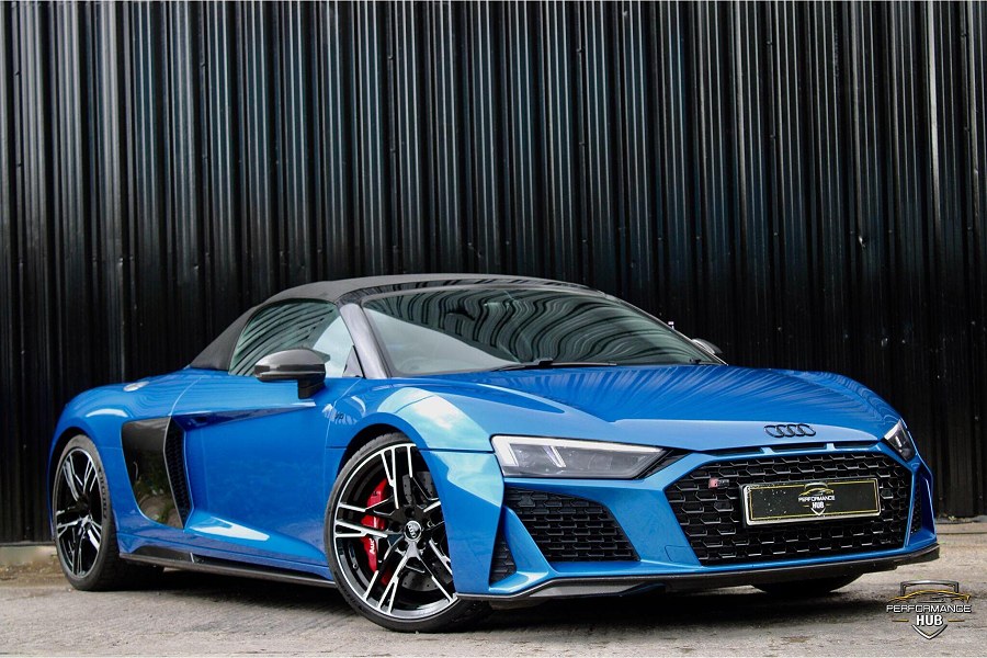 Audi R8 photo 2