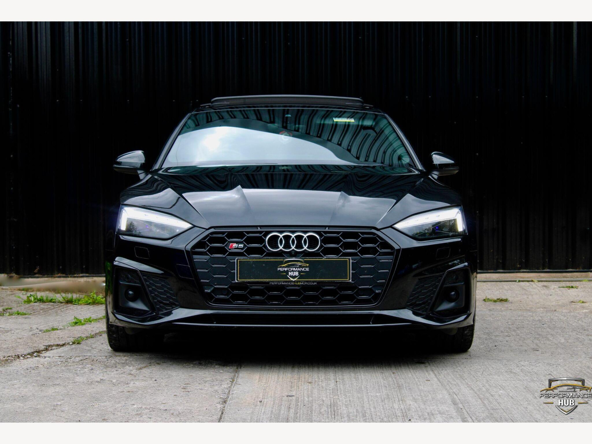 Audi S5 photo 2