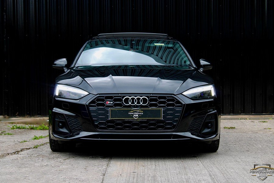 Audi S5 photo 2