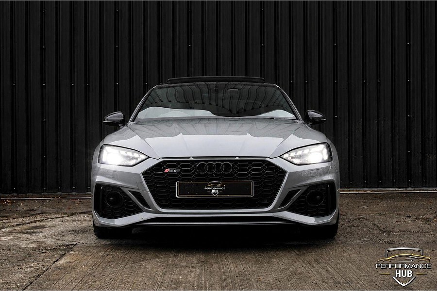 Audi RS5 photo 2