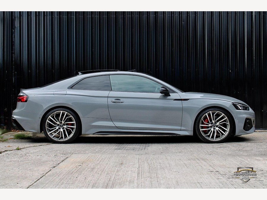 2020 Audi RS5 photo 3