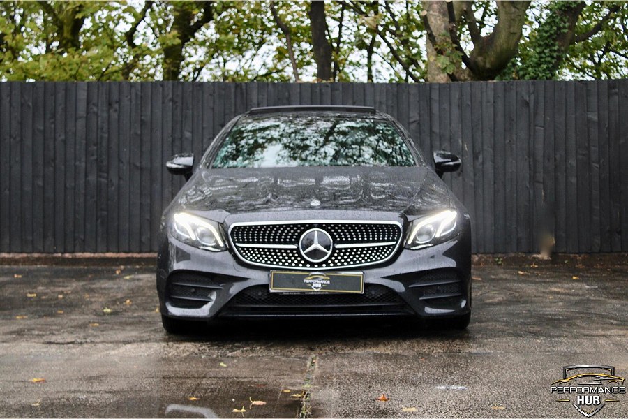 Mercedes-Benz E Class photo 2