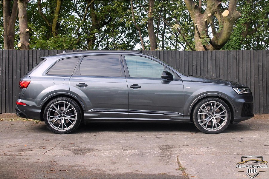 2021 Audi Q7 photo 3