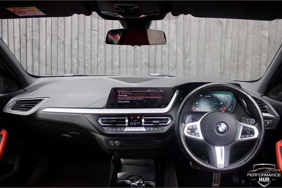 2020 BMW 1 Series photo 10