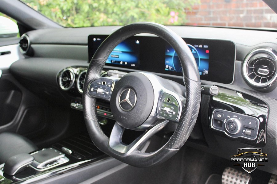 2019 Mercedes-Benz CLA photo 7