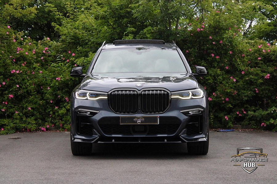 BMW X7 photo 2