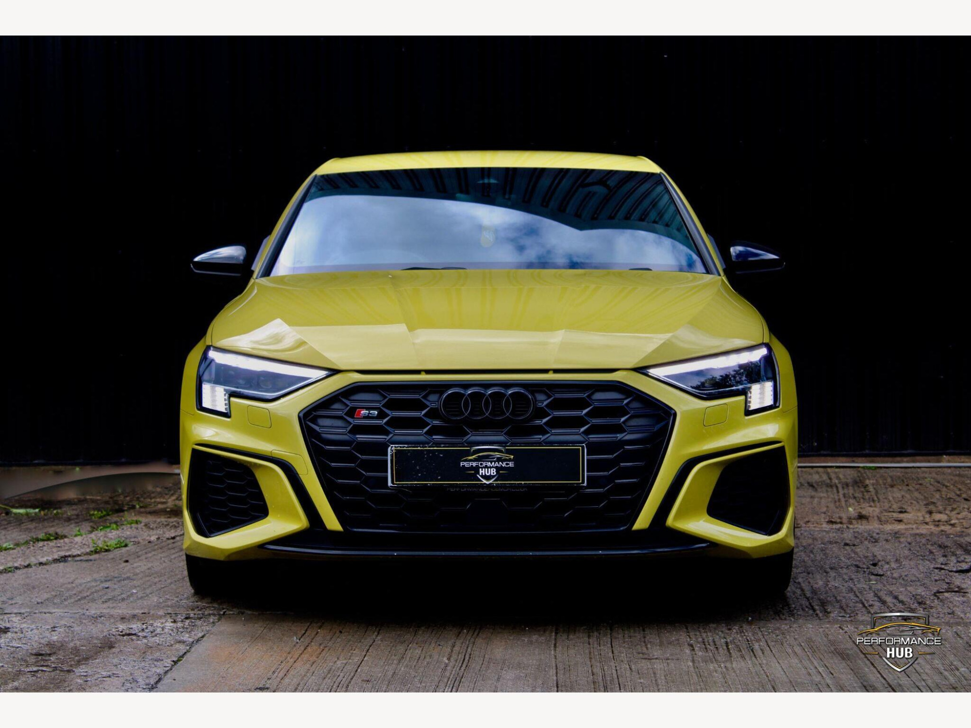 Audi S3 photo 2