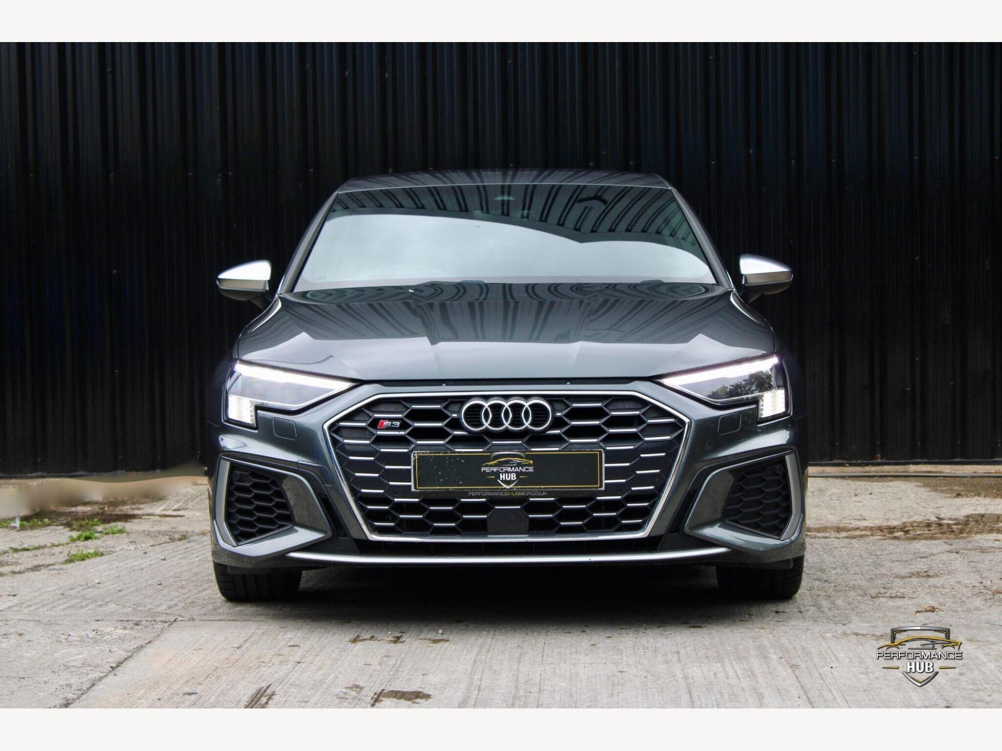 Audi S3 photo 2