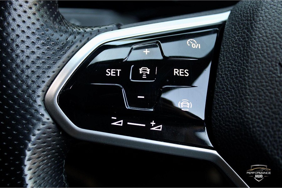 2021 Volkswagen Golf photo 6