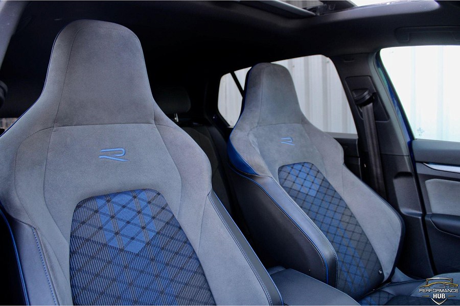 2025 Volkswagen Golf photo 6