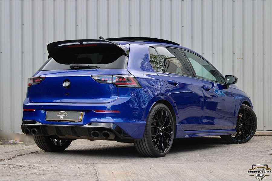 2025 Volkswagen Golf photo 4