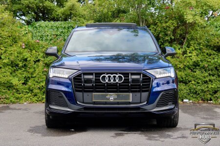 AUDI Q7 photo 2