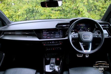 2022 AUDI RS3 photo 8