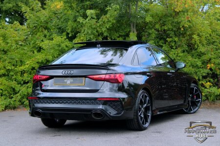 2022 AUDI RS3 photo 4