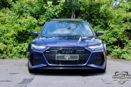 AUDI RS6 AVANT photo 2