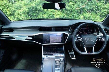 2020 AUDI RS6 AVANT photo 9
