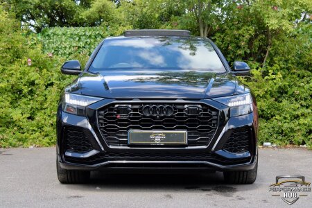 AUDI RSQ8 photo 2