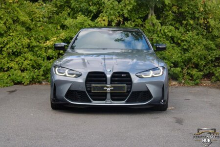 BMW M4 photo 2