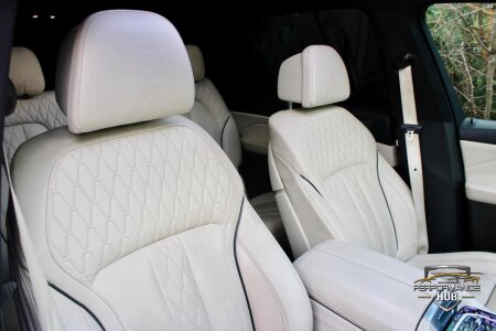 2020 BMW X7 photo 7