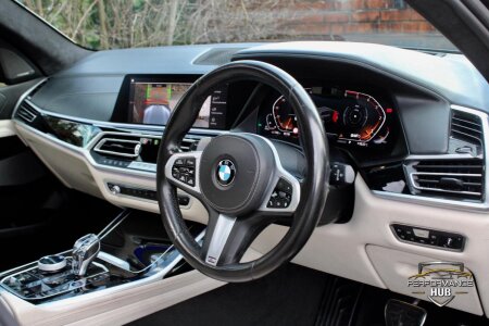 2020 BMW X7 photo 6