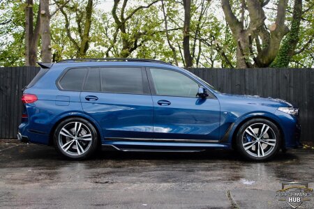 2020 BMW X7 photo 3