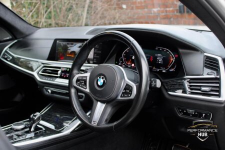 2021 BMW X7 photo 7