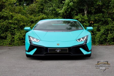 LAMBORGHINI HURACAN photo 2