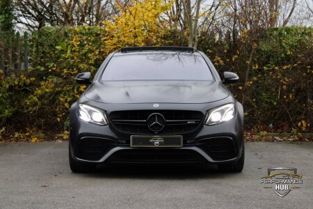 MERCEDES-BENZ E CLASS photo 2