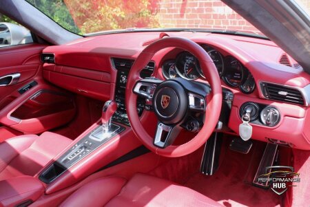 2016 PORSCHE 911 photo 6