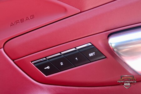 2016 PORSCHE 911 photo 11
