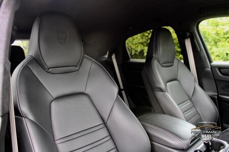 2023 PORSCHE CAYENNE photo 6