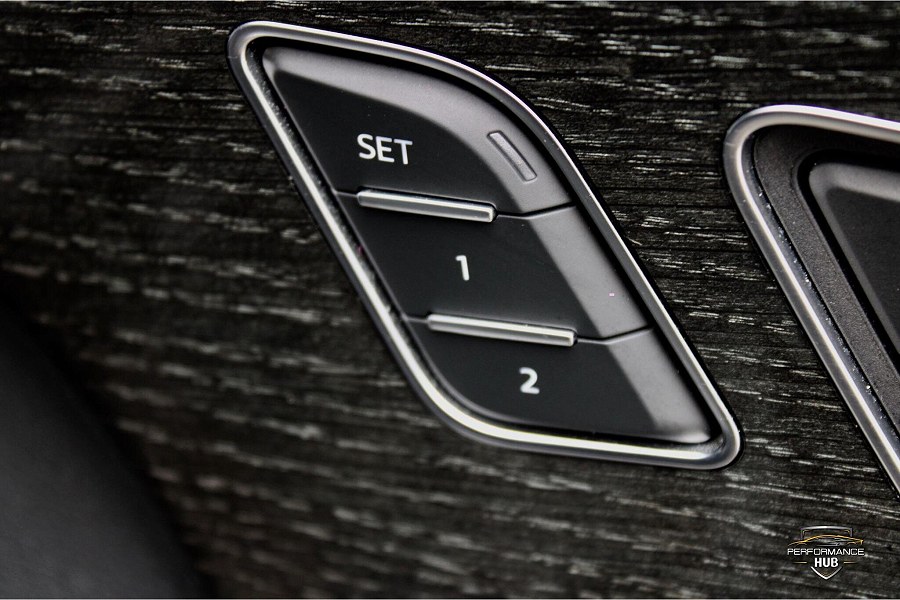 2021 Audi SQ7 photo 10
