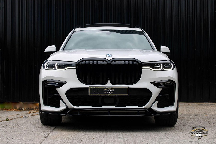 BMW X7 photo 2