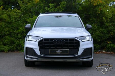AUDI Q7 photo 2