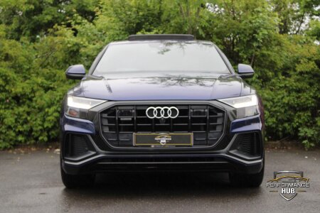 AUDI Q8 photo 2