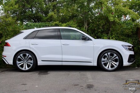 2018 AUDI Q8 photo 3