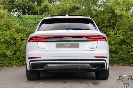 2018 AUDI Q8 photo 5