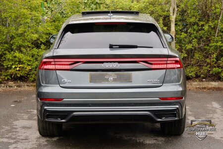 2019 AUDI Q8 photo 4