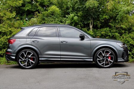2020 AUDI RS Q3 photo 3