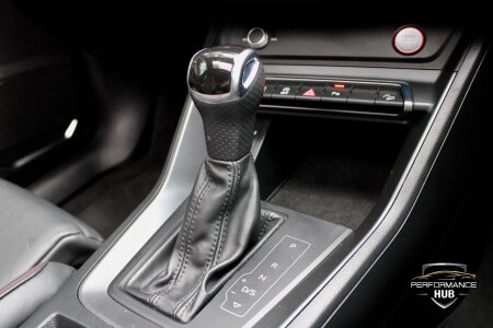 2020 AUDI RS Q3 photo 9