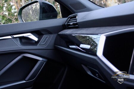 2020 AUDI RS Q3 photo 12