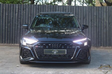 AUDI RS3 photo 2